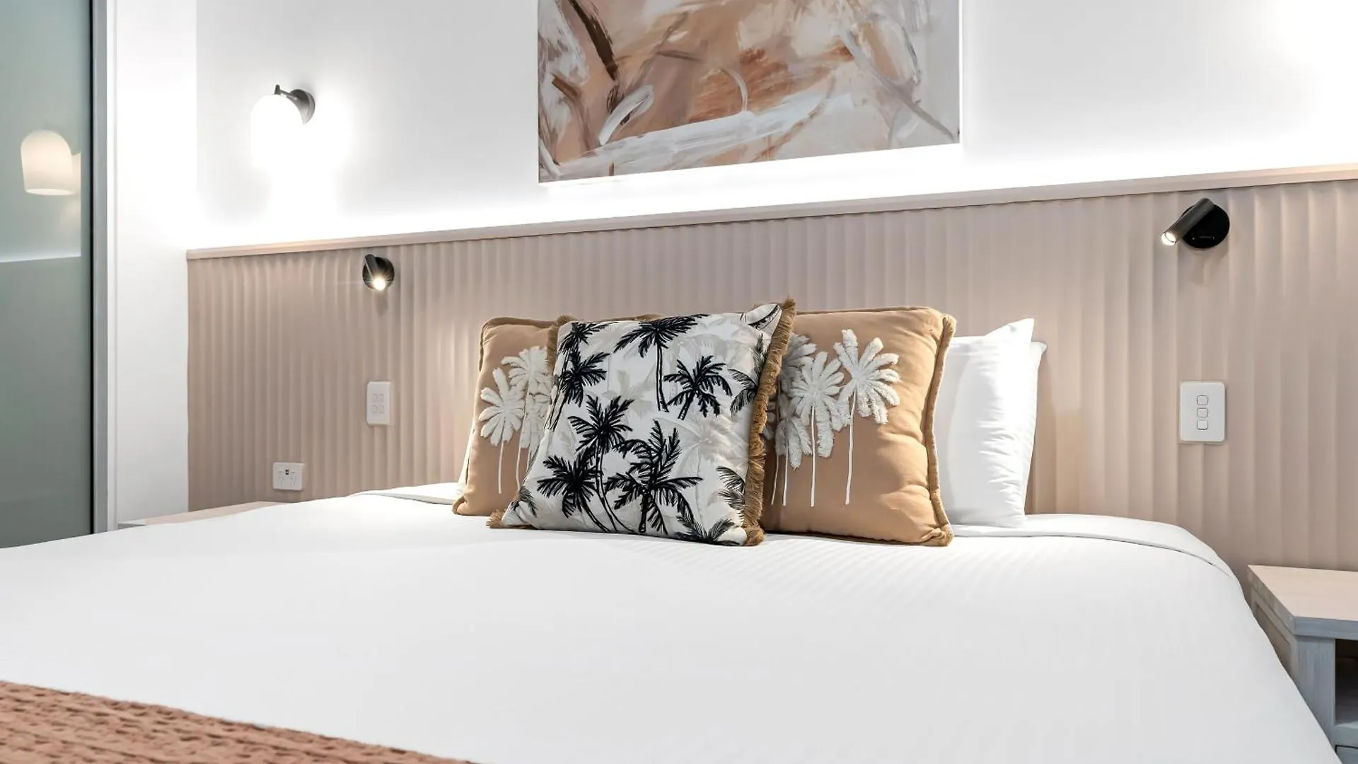 Elysium Private Apartments At Beach Club & Spa 0*, Palm Cove Australia