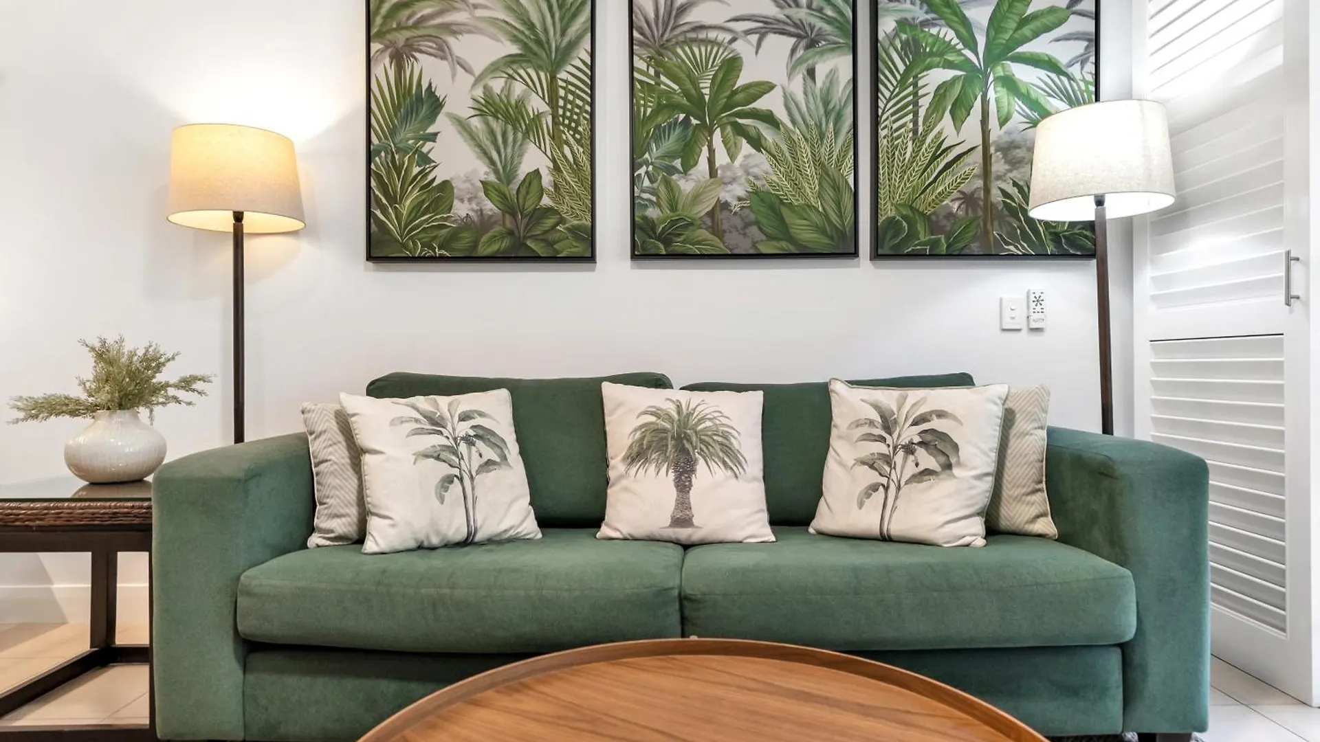 Elysium Private Apartments At Beach Club & Spa Palm Cove