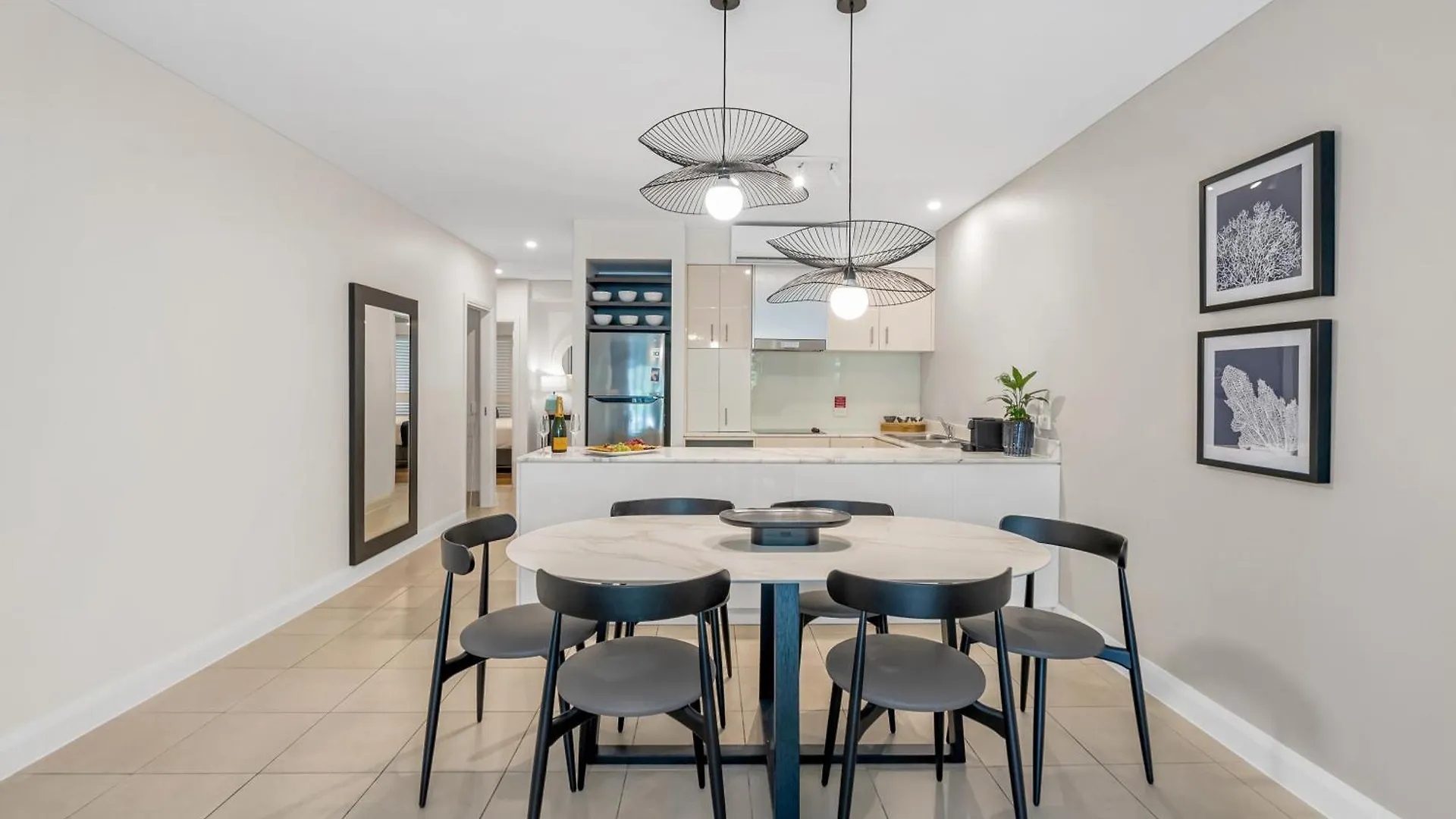 Elysium Private Apartments At Beach Club & Spa