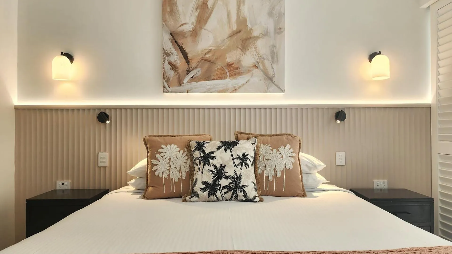 Elysium Private Apartments At Beach Club & Spa 0*, Palm Cove