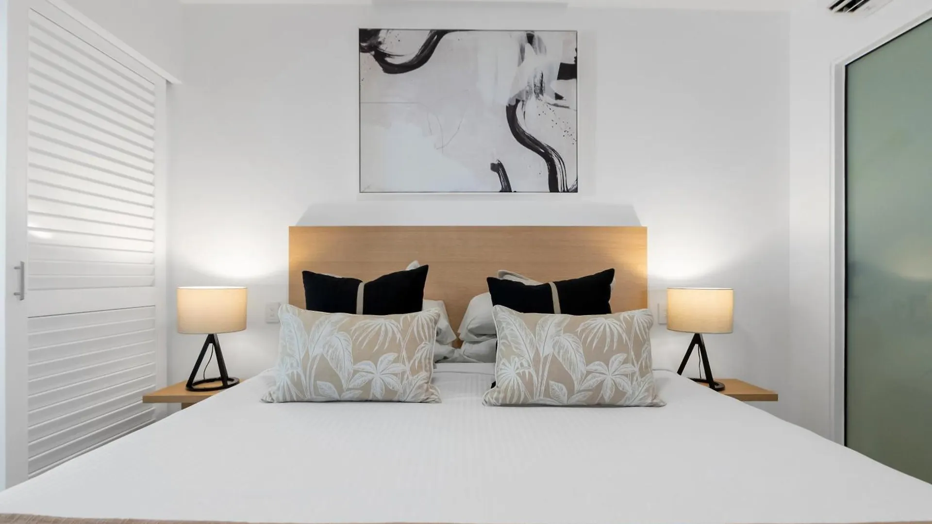 Elysium Private Apartments At Beach Club & Spa Palm Cove